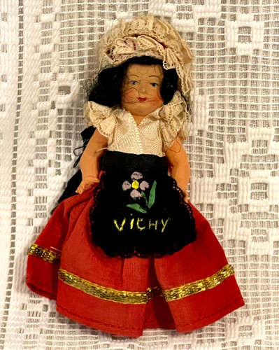 Petite poupée poupon ancienne - petite,