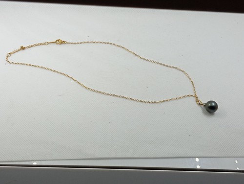 Collier élégant perles - en,