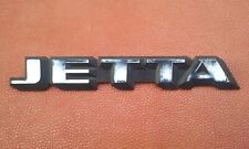 VW JETTA 2 Mk2 Emblème Logo BL/Hinten Schriftzug Emblem Schwarz Weiß 165853687F
