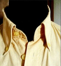 N° 23 -  CHEMISE HOMME  TAILLE 39 (3) MANCHES COURTES - ABRICOT