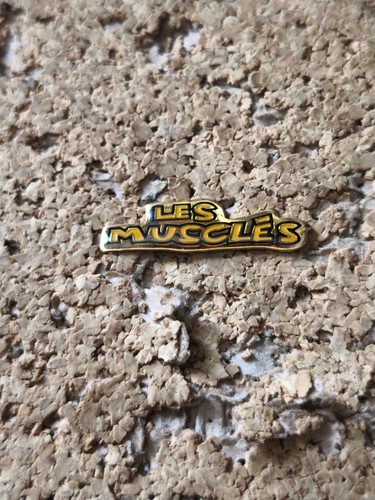 Pin les musclés - pin's, musclada