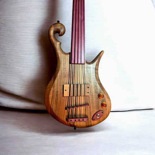 Strings fretless bass - ,