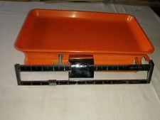 Ancienne balance de ménage