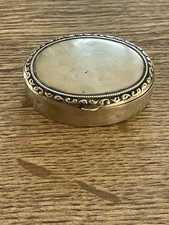 ancien boite à pilule en