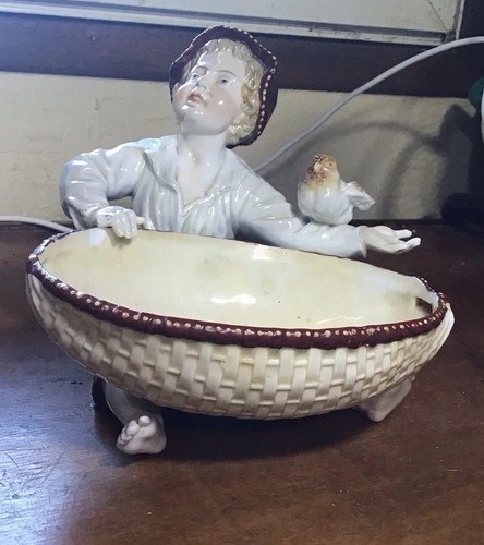 Figurine porcelaine porte - porcelaine,