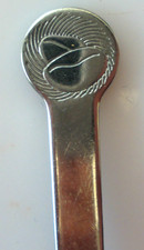 PETITE CUILLERE DE COLLECTION
