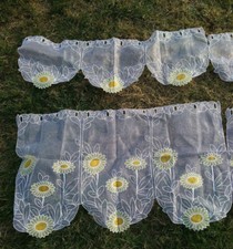 voilages /rideaux largeur 92 cm hauteur du grand 53 cm de haut 