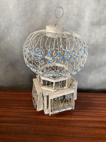 Ancienne cage oiseaux - a,