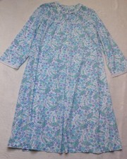 CHEMISE DE NUIT VINTAGE EN NYLON BLEU FRANÇAIS À FLEURS