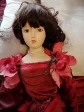 lot poupée ancienne tete porcelaine bouche fermée et buste de jeune fille cire