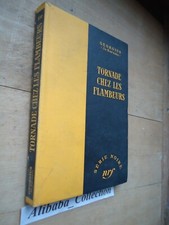 LIVRE SERIE NOIRE CARTONNEE 330 EO NRF GALLIMARD