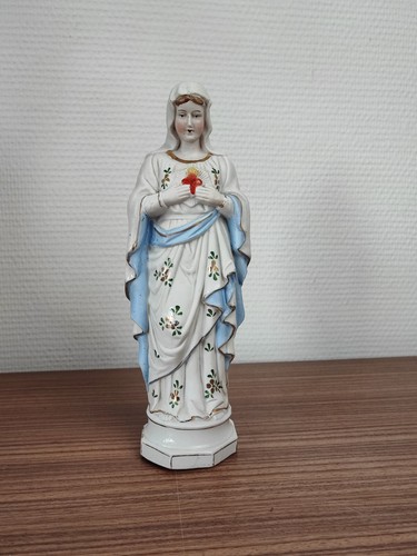 Ancienne statue religieuse
