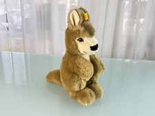 Peluche Steiff animal collector 062728 kangourou 23 cm excellent état.