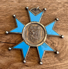insigne médaille broches