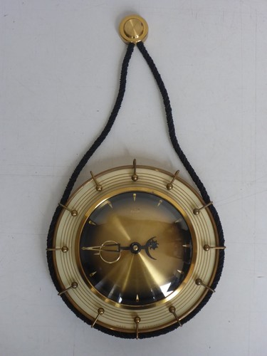 Ancienne horloge murale upg - ancienne,