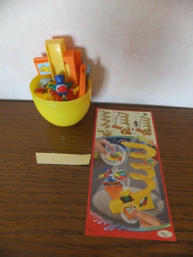 Kinder maxi surprise - ,