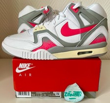 Nike Air Tech Challenge 2