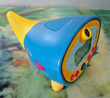 Réveil ludique OREGON Scientific  Kamilla à quartz projecteur  2002 collector