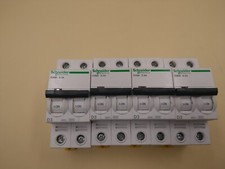 Schneider Electric lot de 4