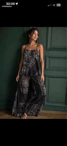 Très joli ensemble zara - très,