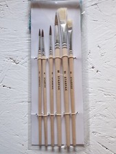 pinceaux écolier , 6 pinceaux tailles : 2 , 4, 6, 8, 10, 12. pinceau manche bois