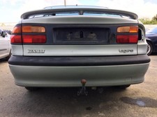 Pare choc arriere RENAULT