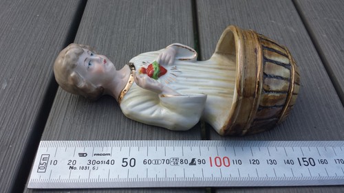 Ancien beau bénitier - , en