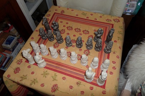 Lot pieces jeux d echecs - 24, d'echecs