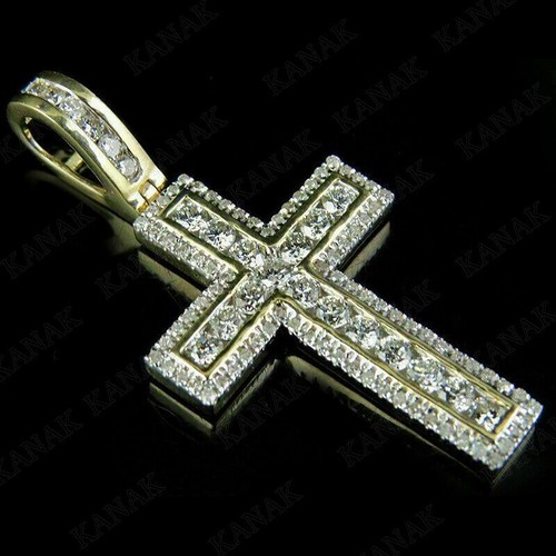 Pendentif croix halo diamant