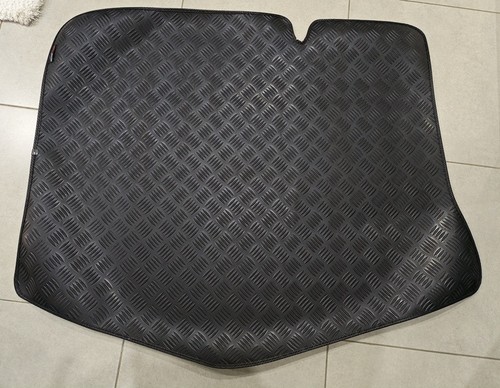 Tapis coffre noir caoutchouc - tapis,