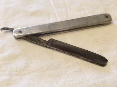 Ancien rasoir coupe choux - ancien,