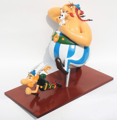 Très belle figurine - , en