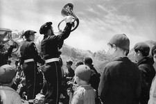 Guerre d'Algérie - Prestation de la fanfare des Chasseurs alpins