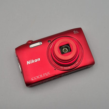 [Mint] Nikon Coolpix S3600 20,1MP Digital Compact Camera Red 8x Zoom, Charger SD