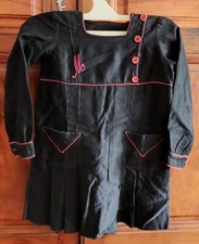 Blouse d'écolier ancienne coton noir passepoil rouge et monogramme M