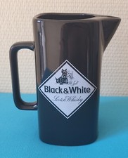 1 PICHET BLACK & WHITE SCOTCH