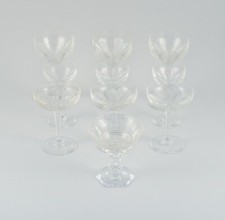 Baccarat, France, dix verres