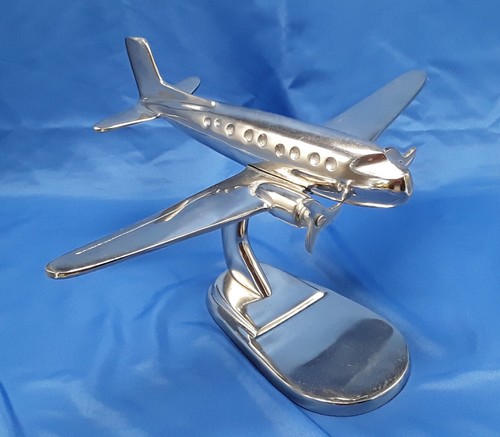 Ancien avion stylisé metal - avion,