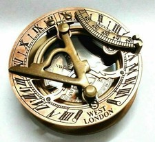 Ancienne boussole cadran