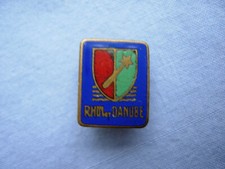 INSIGNE BOUTONNIERE  RHIN DANUBE 1ére Armée WW2 par CARTIER Matriculé