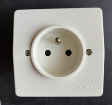 prise legrand neptune 2 2P+T