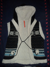 VESTE A CAPUCHE SANS MANCHE CHAUDE  "JCL SPORT" TAILLE M-36