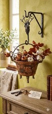 Ancien cache pot suspendu