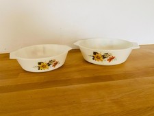 Lot de 2 plats à four / de présentation PYREX made in England 1970’s