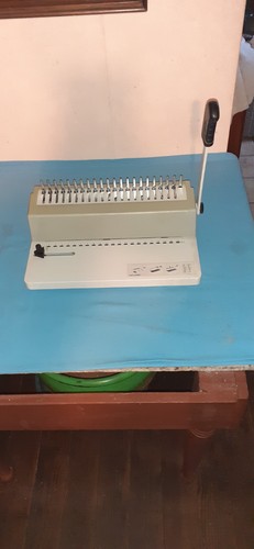 Vend machine relier - vend, à