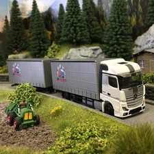 Camion Mercedes-Benz Actros, Bigspace à bâches bâchées et hayon élévateur, Wilke