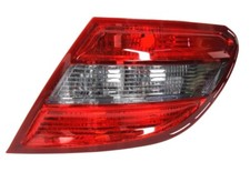 LAMPE FEU ARRIERE DROIT