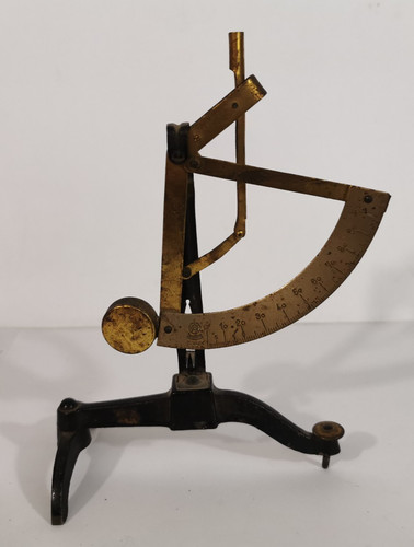 Ancien pèse lettres - ancien,