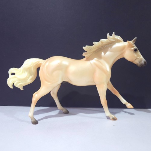 Breyer Classics #1728 American