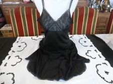 jolie combinaison&fond de robe vintage jolie dentelle taille 44  ref N4446